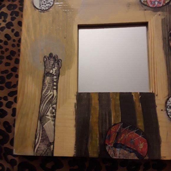 Collage Mirror - Picture 3 of 8